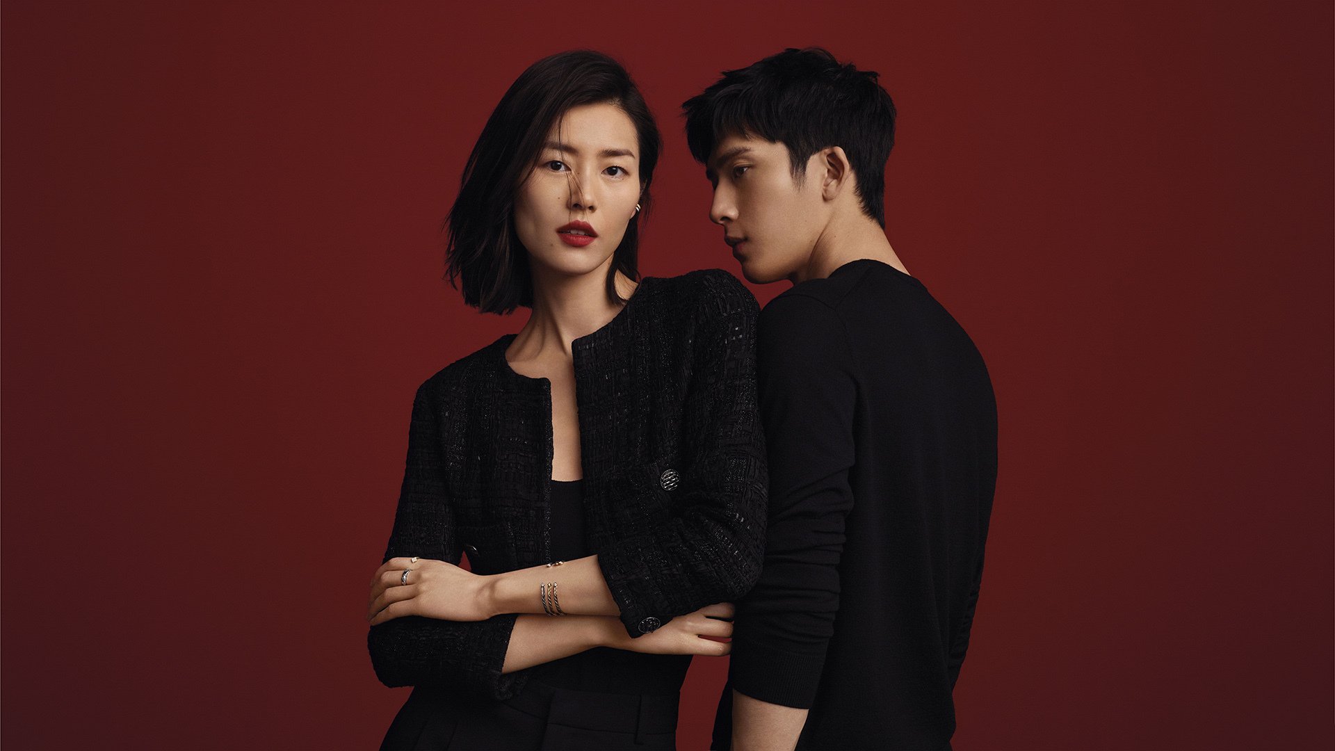 双线叙事，从佛罗伦萨制霸拉齐奥，到内马尔在美加墨世界杯接管比赛的足球艺术