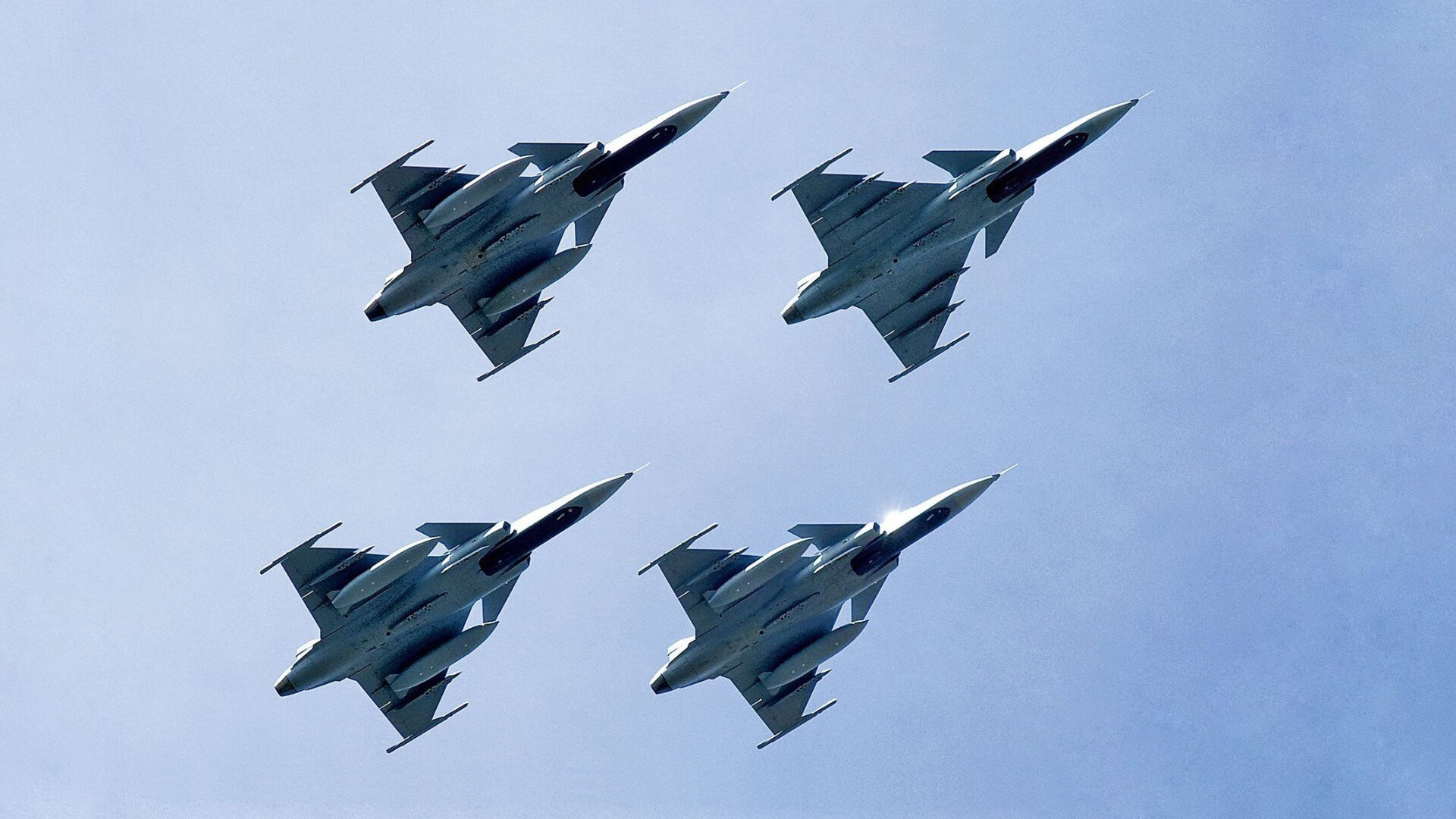 雷火电竞亚洲先驱-铁血之师遭遇智慧碾压，开拓者防守战术锁死活塞，范弗利特从替补奇兵蜕变为胜负掌控者